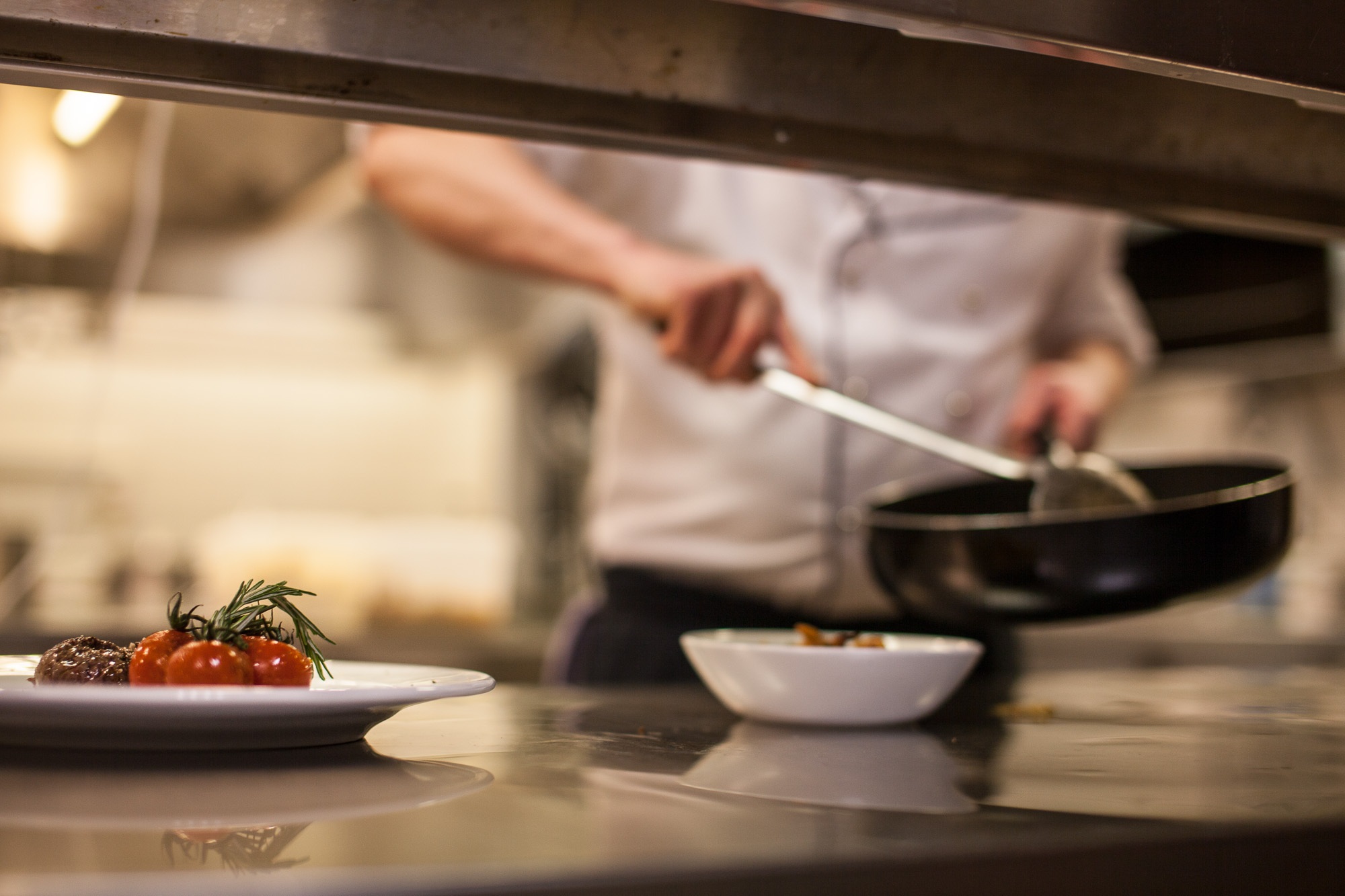 restaurant-dish-meal-food-cooking-kitchen-professional-baking-eat-cuisine-pan-preparation-cook-sense-774103